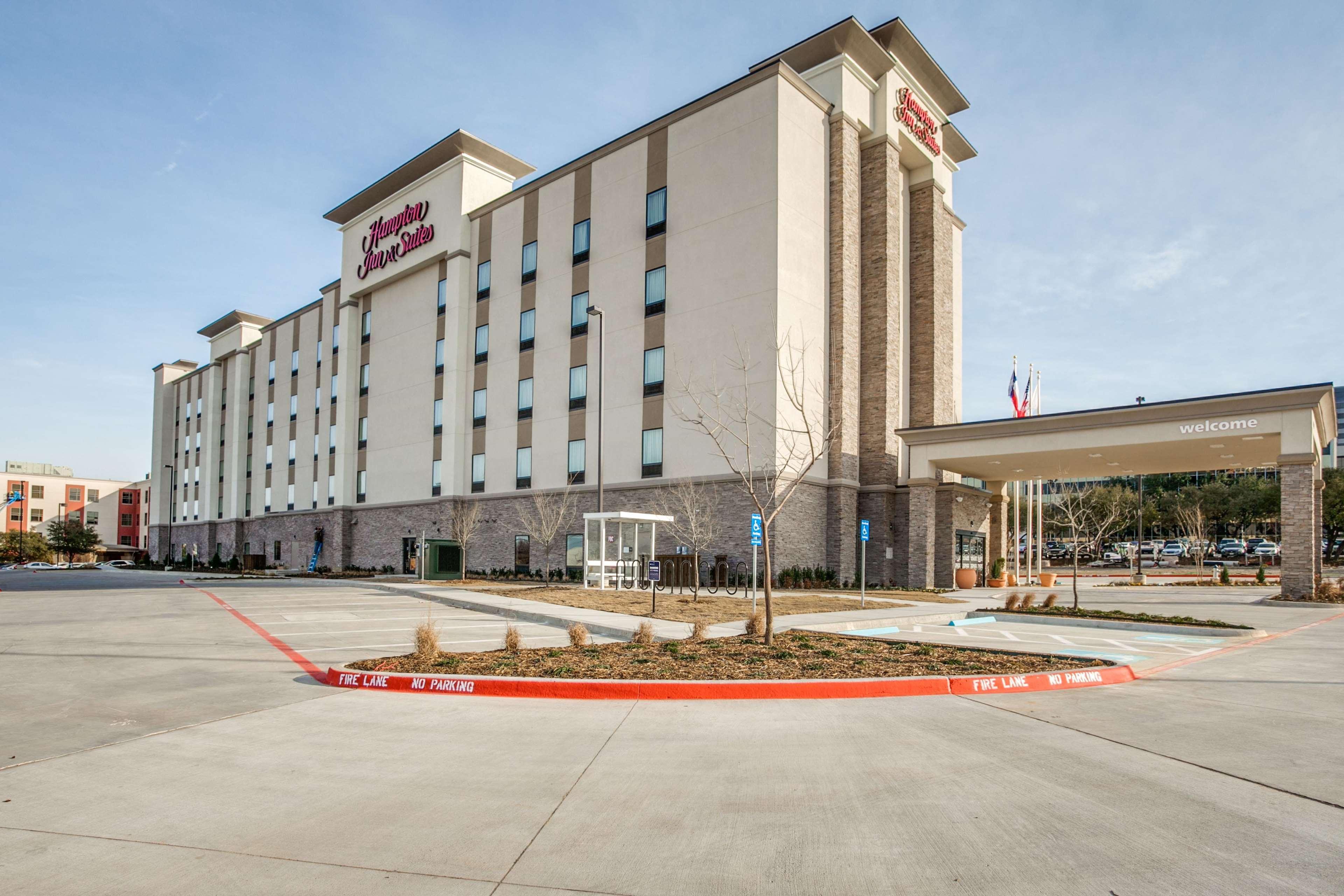 Hampton Inn & Suites Dallas-Central Expy/North Park Area Exterior foto